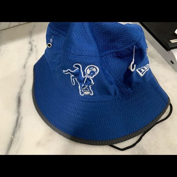 New Era Indianapolis Colts NFL Equipment Bucket hat - Picture 2 of 6